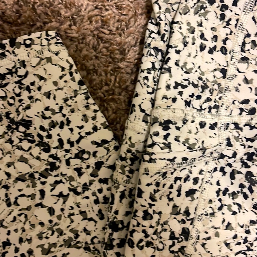 High Rise Active Legging - Picture 2 of 2